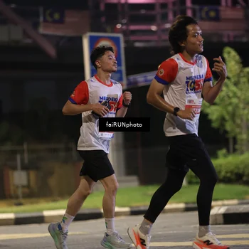 Runner Photo 4681304