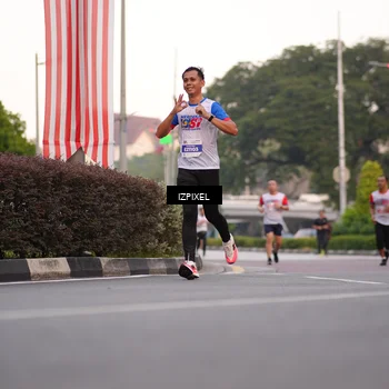 Runner Photo 4681357