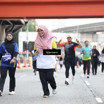 Runner Photo 4681376
