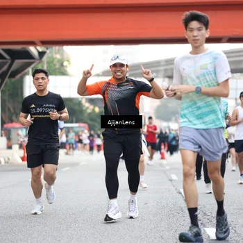 Runner Photo 4681447