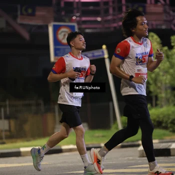 Runner Photo 4681470