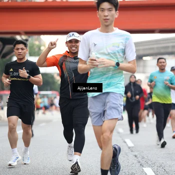 Runner Photo 4681475