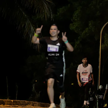 Runner Photo 4681493