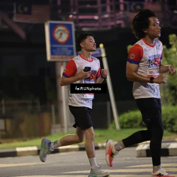 Runner Photo 4681555