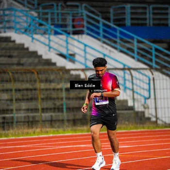 Runner Photo 4681575