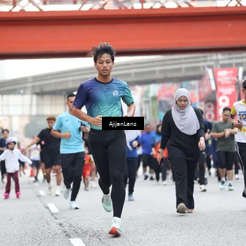 Runner Photo 4681603