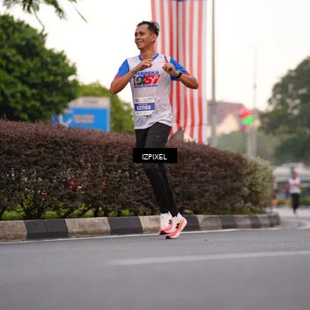 Runner Photo 4681732