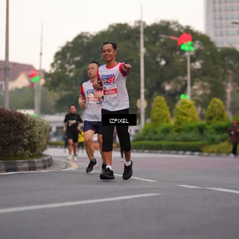 Runner Photo 4681751