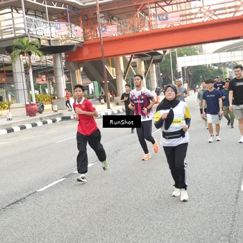 Runner Photo 4681796