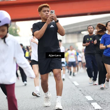 Runner Photo 4681834