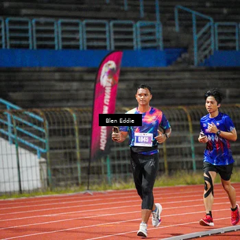Runner Photo 4682010