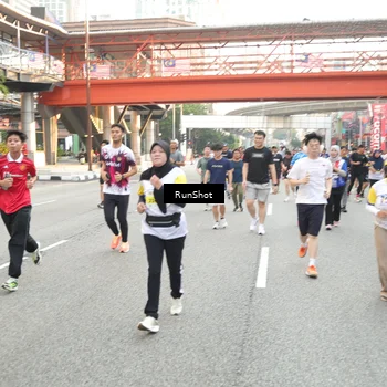 Runner Photo 4682091
