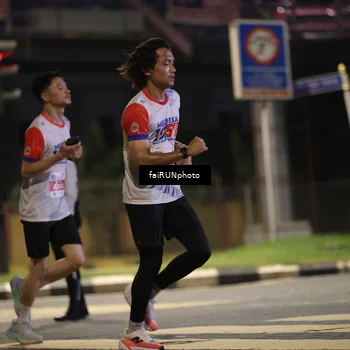 Runner Photo 4682253