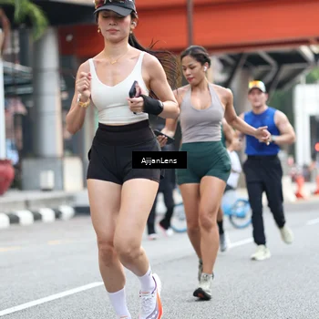 Runner Photo 4682494
