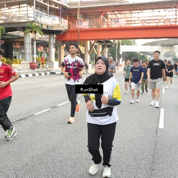 Runner Photo 4682534