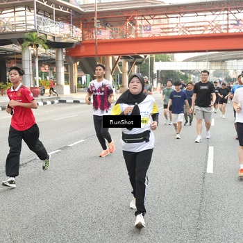 Runner Photo 4682593