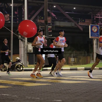 Runner Photo 4682649