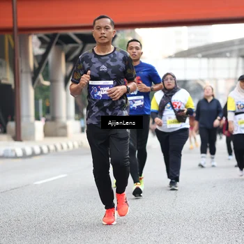 Runner Photo 4682657
