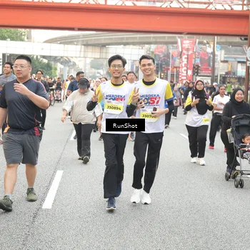 Runner Photo 4682744