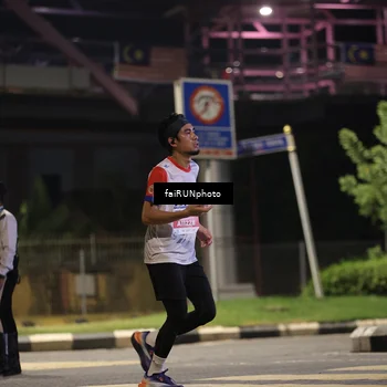 Runner Photo 4682747