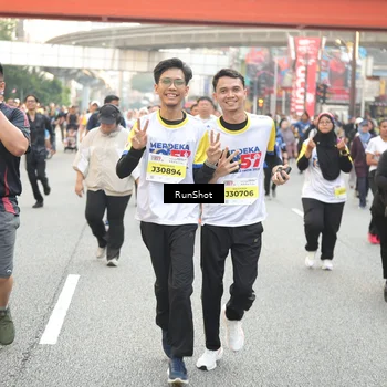 Runner Photo 4682773