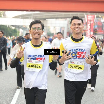 Runner Photo 4682796