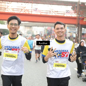 Runner Photo 4682875
