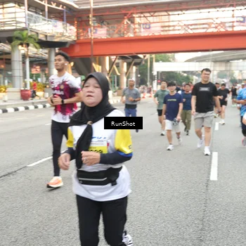 Runner Photo 4682913