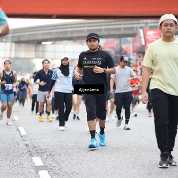 Runner Photo 4682924