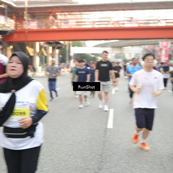 Runner Photo 4682993
