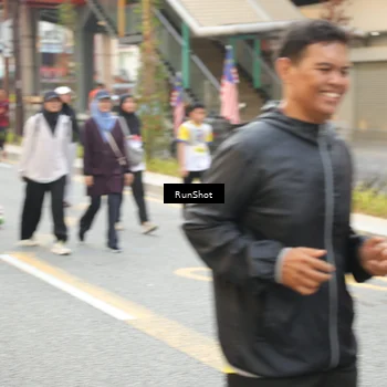 Runner Photo 4683291