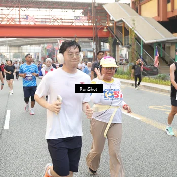 Runner Photo 4683345