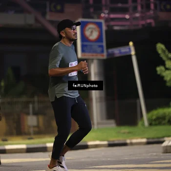 Runner Photo 4683359