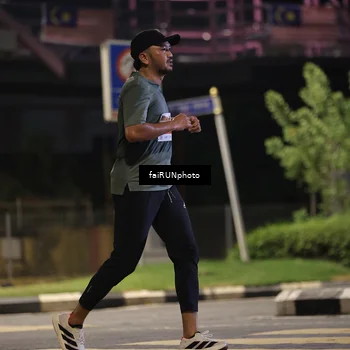 Runner Photo 4683373