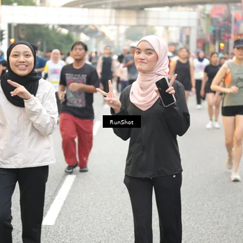 Runner Photo 4683395