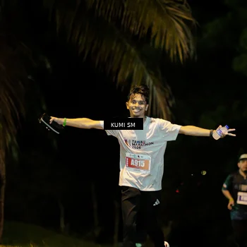 Runner Photo 4683435