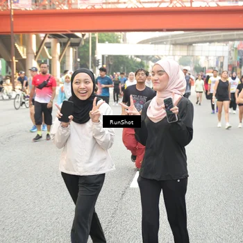 Runner Photo 4683476