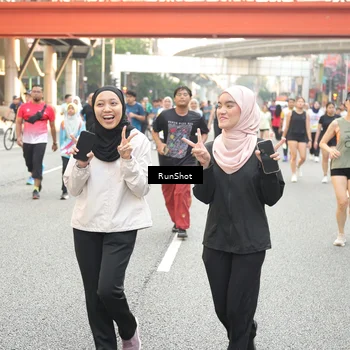 Runner Photo 4683487