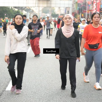 Runner Photo 4683556