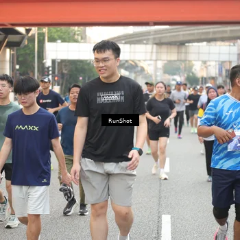Runner Photo 4683560