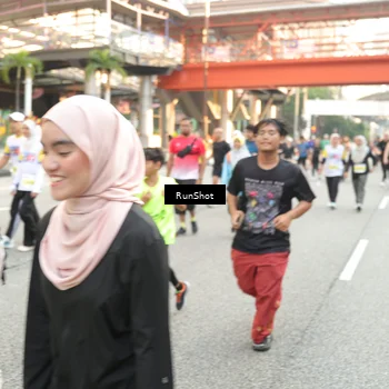 Runner Photo 4683592