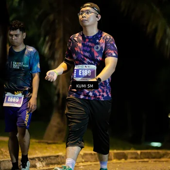 Runner Photo 4683635