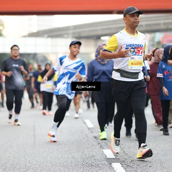 Runner Photo 4683667