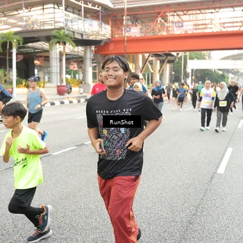 Runner Photo 4683671