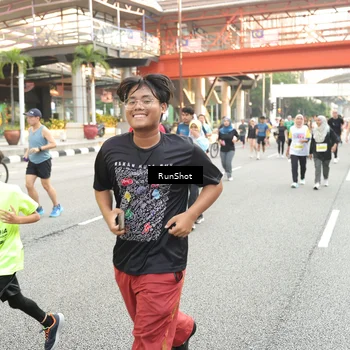 Runner Photo 4683682