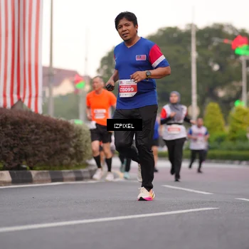 Runner Photo 4683708
