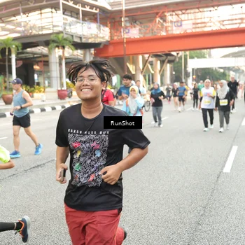 Runner Photo 4683710