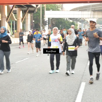 Runner Photo 4683732