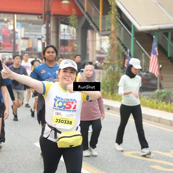 Runner Photo 4683836