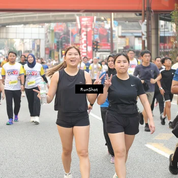 Runner Photo 4683918